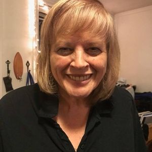 Meet your Posher, Debbie